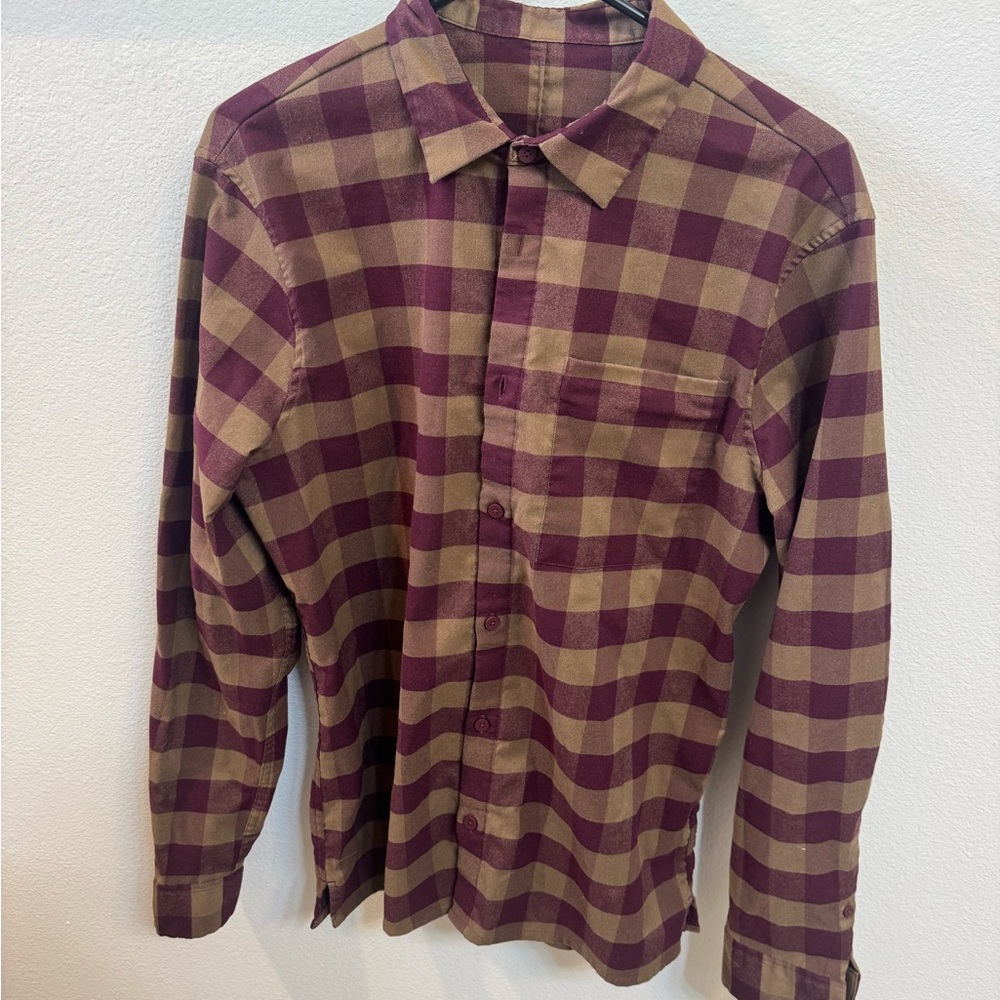 Lululemon Men's flannel Shirt - Burgundy and Tan